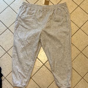 the softest grey gray sweatpants ever!! Tags on!